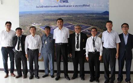 努尔·白克力在泰国考察光伏电站项目